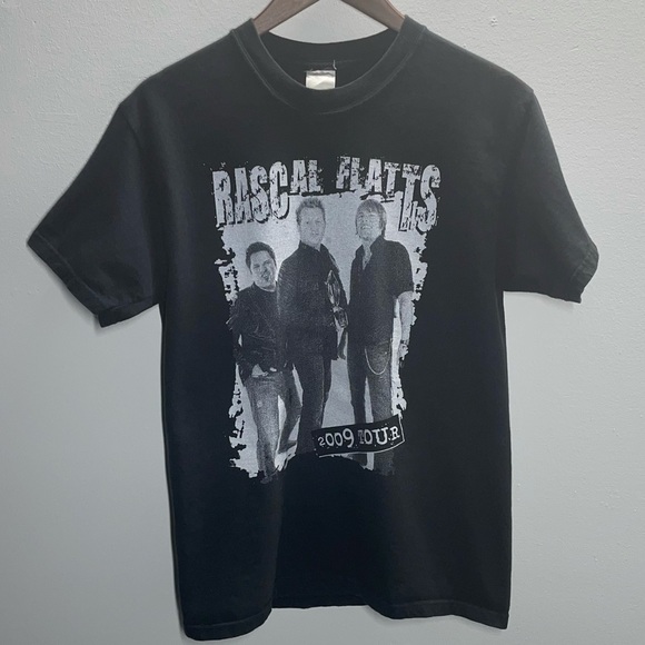 Rascal Flatts 2009 tour short sleeve tee -hole- - Picture 1 of 8